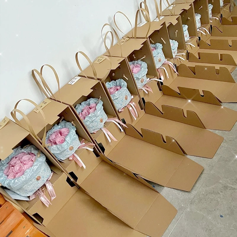 Egységes barna hullámos virágos díszdobozok